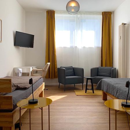 Alles Komplett - 2 Schlafzimmer, Grosse Kueche, Bad Кёльн Экстерьер фото